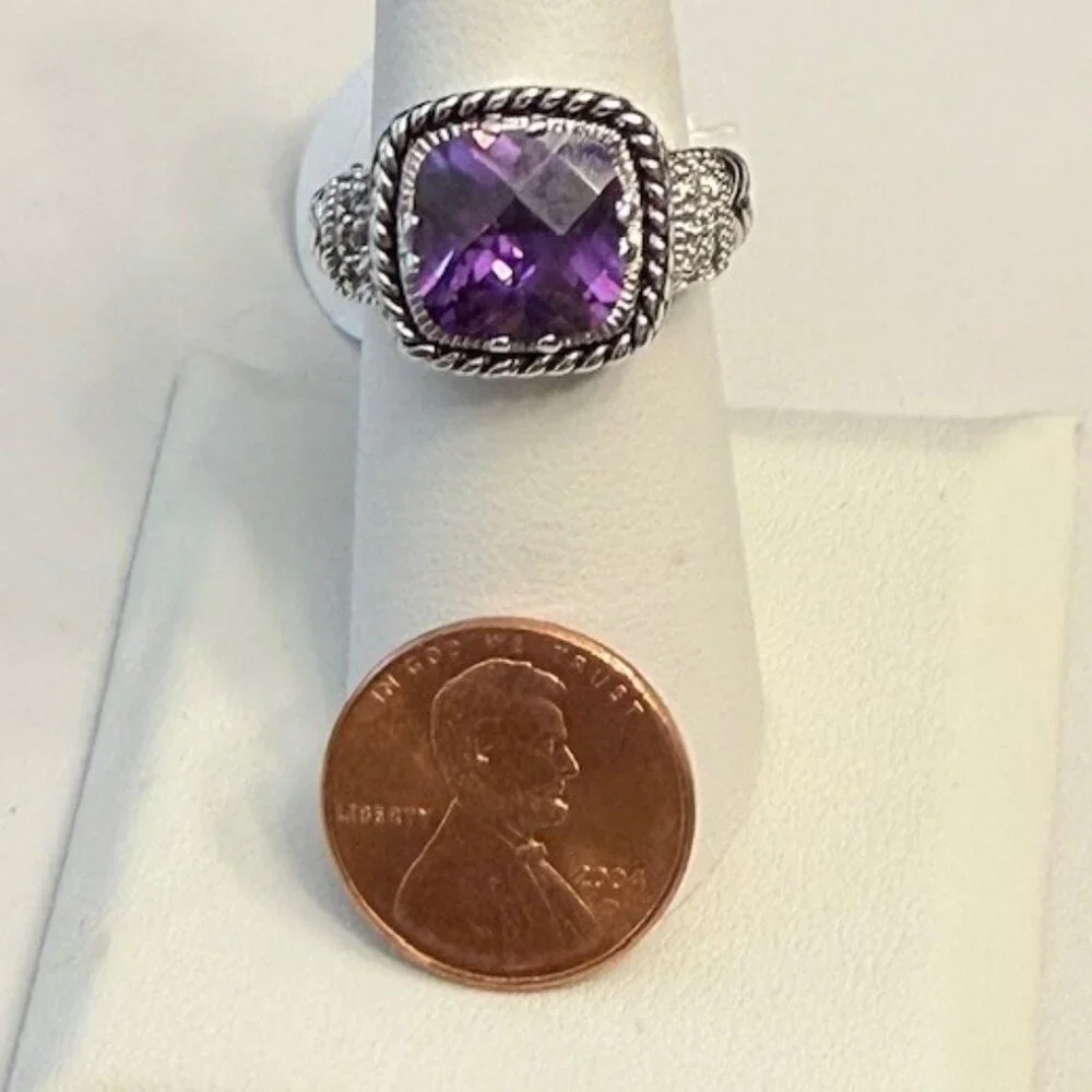 Lia Sophia "TULIPA" Ring - Picture 3 of 7